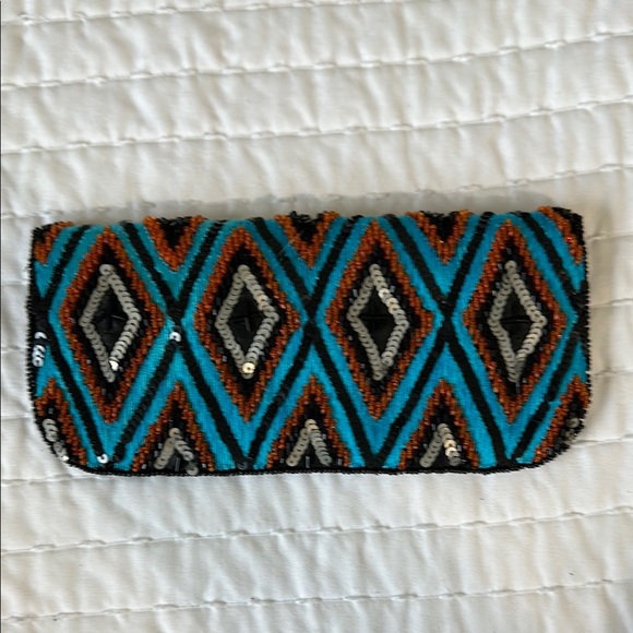 Geometric Patterned Clutch - Blue, Orange, Black - Picture 3 of 8